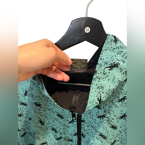 Retro Gecko Hawaii Pink Windbreaker Jacket - Picture 4 of 5